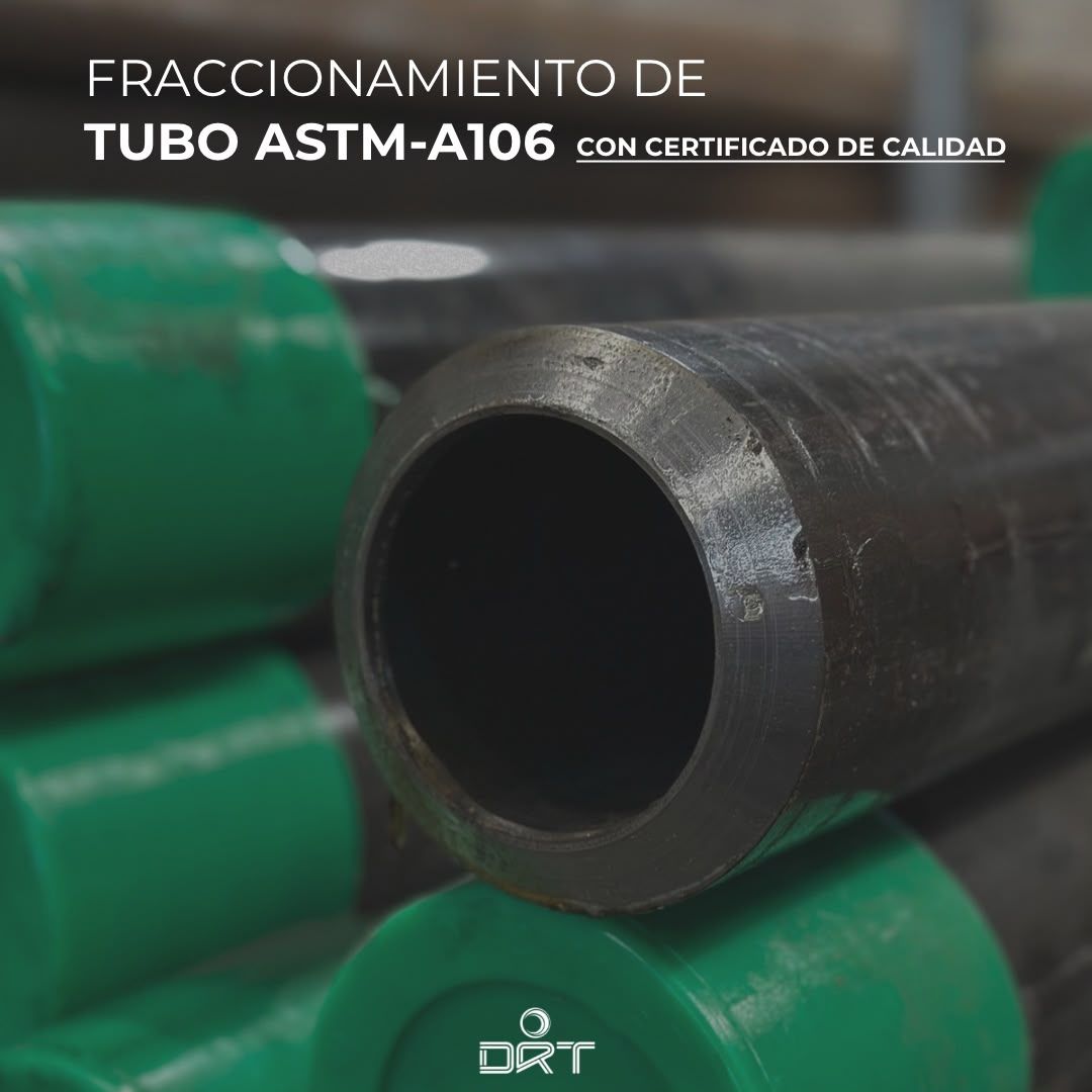 Extremo de un tubo ASTM A106 entre tapas verdes con el texto "Fraccionamiento de tubo ASTM-A106 con certificado de calidad".